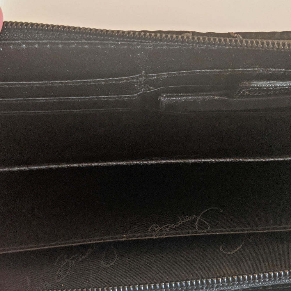 Vera Bradley Black Quilted Wallet - Picture 8 of 8